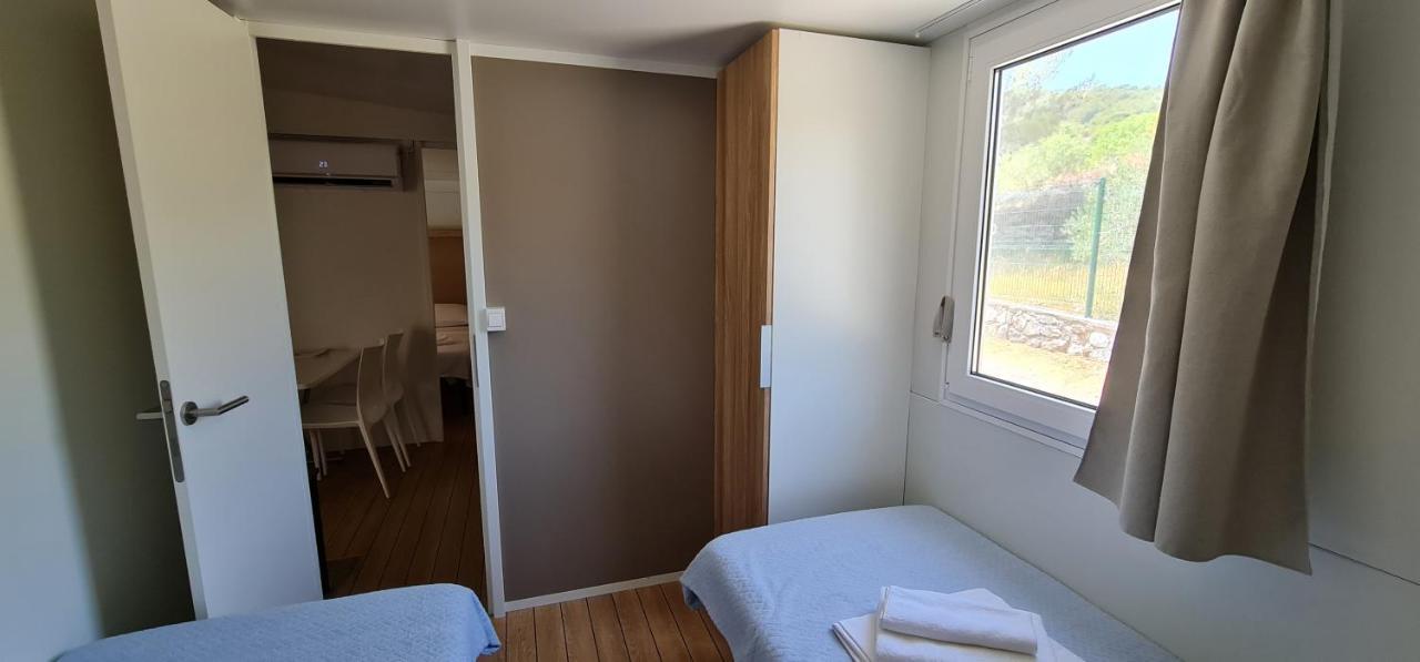 Mobile Home Andreana Jezera Eksteriør bilde